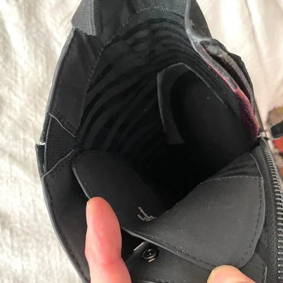 SOLD NEW Naked Feet Burnout Black Boots, Size 8.5 - Picture 9 of 12